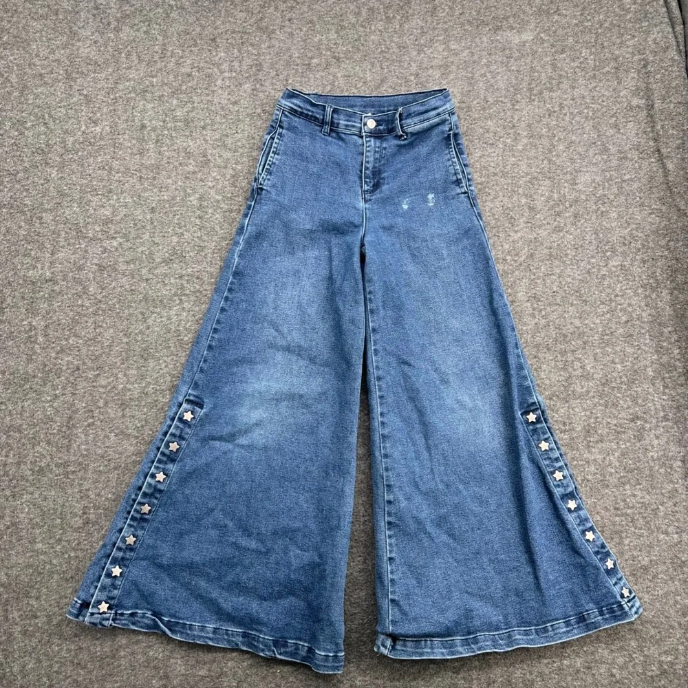Tractr Girls Blue Wide Leg Flare Jeans Star Studded Medium Wash Size 10